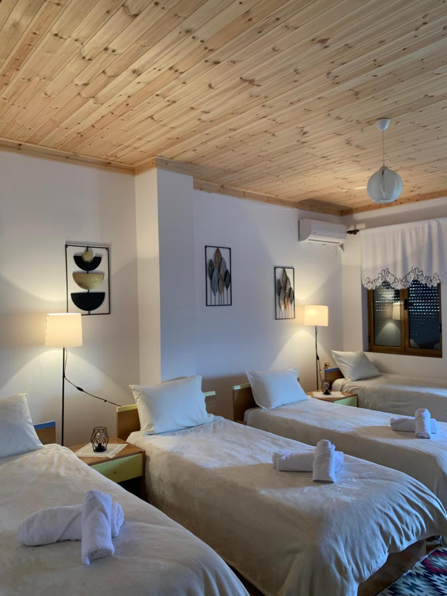 Stonetale Garden Guesthouse Gjirokaster Ngoại thất bức ảnh