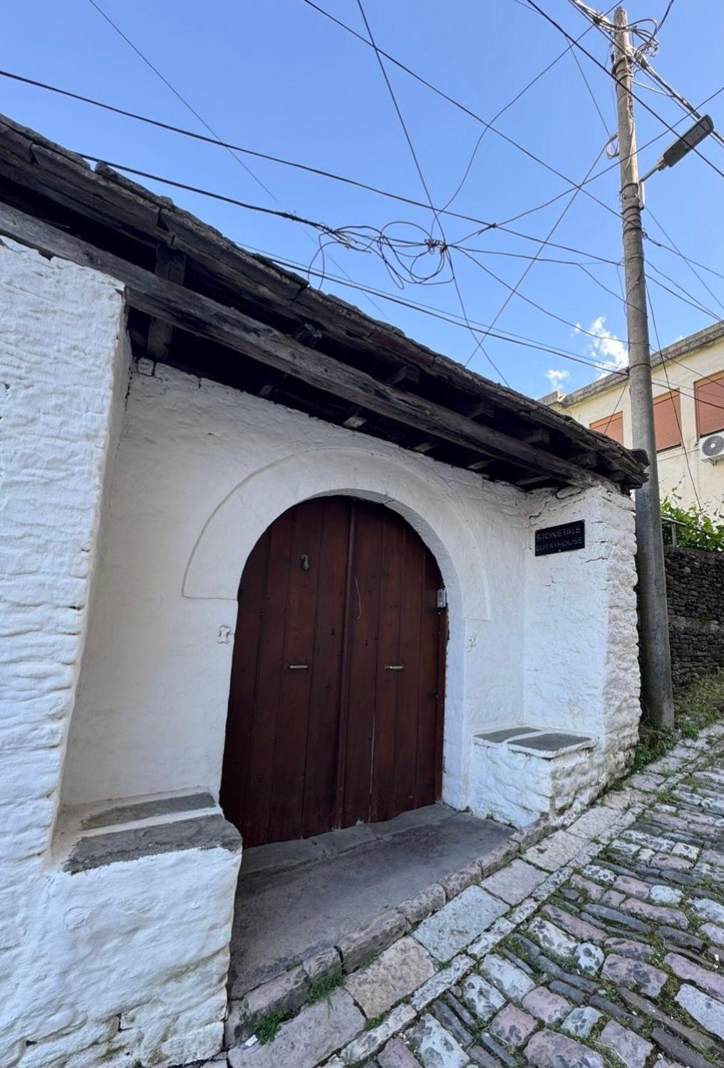 Stonetale Garden Guesthouse Gjirokaster Ngoại thất bức ảnh